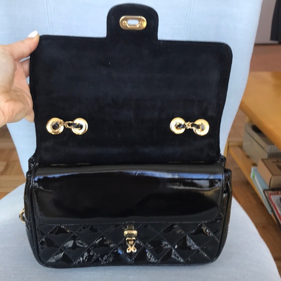 Vintage Black Patent Leather Shoulder Bag - Picture 5 of 8